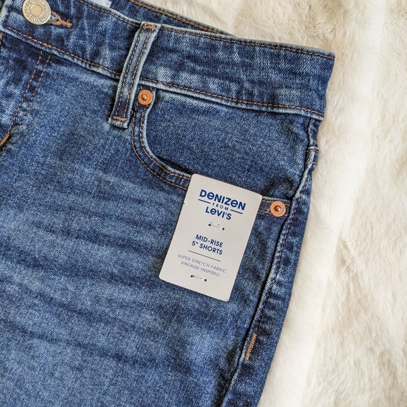 Levi's Denizen Mid Rise Denim Shorts Size 2 - Picture 5 of 8
